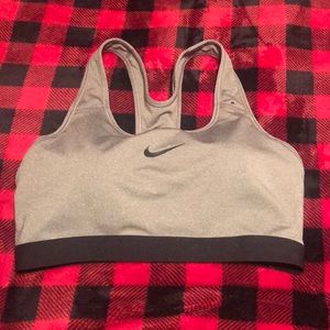 Nike DriFit Sports Bra - Large